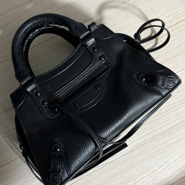 발렌시아가 네오클래식 미니