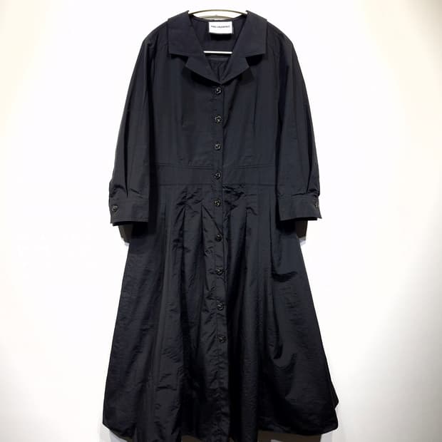 KARL LAGERFELD 칼라거펠트 23S/S 오픈칼라 원피스