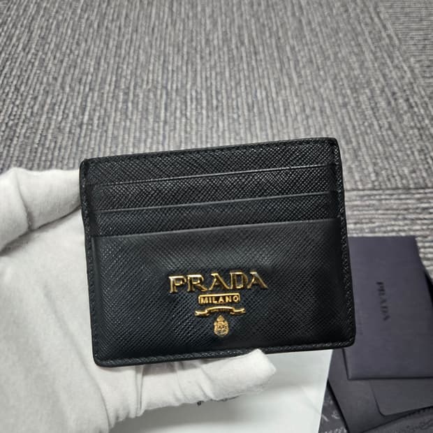 [특가][정품]프라다 사피아노 카드지갑