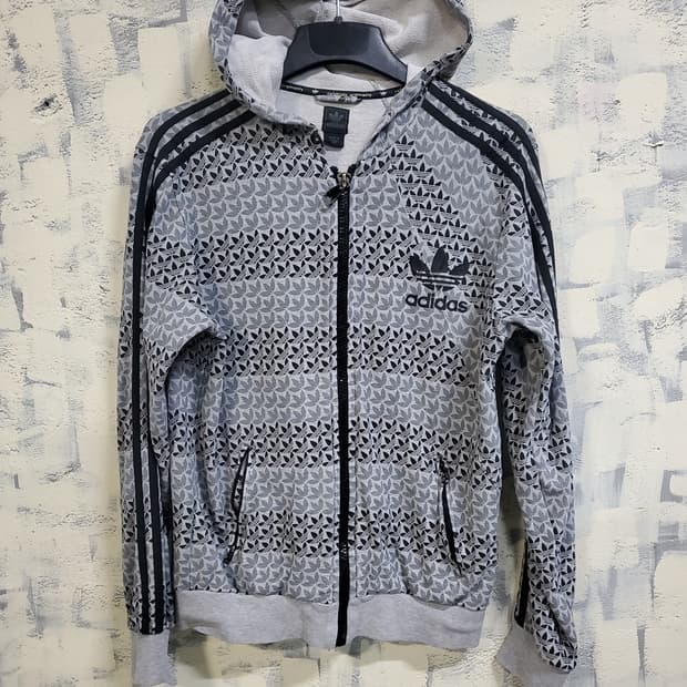 아디다스 트레포일 패턴 후드집업 그레이 