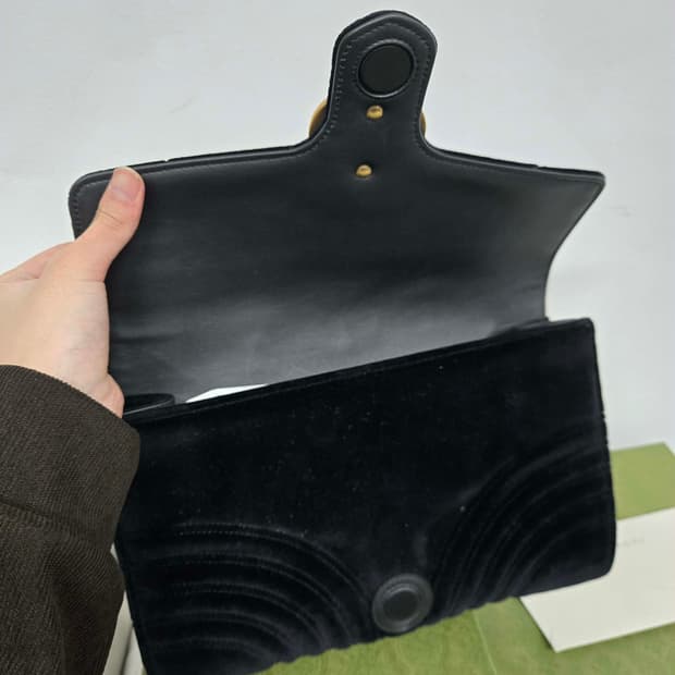 [보증서 정품] 구찌 마몬트 플랩 벨벳 클러치백