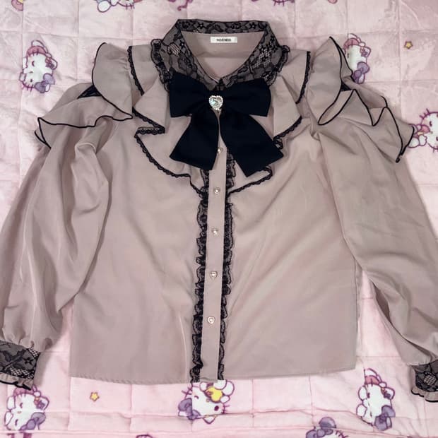 노에미 핑크 러플 오프숄더 블라우스 