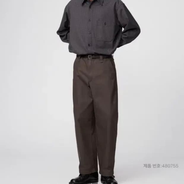 유니클로u 와이드핏 치노팬츠 다크브라운 79