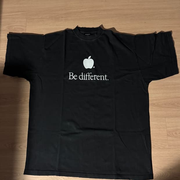 (2) 발렌시아가 애플 반팔