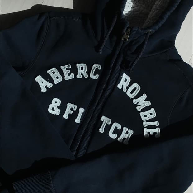 아베크롬비 스펠로고 울프죠 후드집업