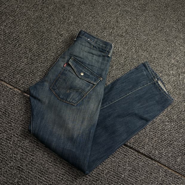 리바이스 엔지니어드진 루드핏 커브드 데님 팬츠 1860