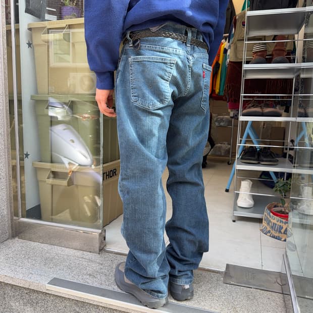 Levi’s 559 (34X32)