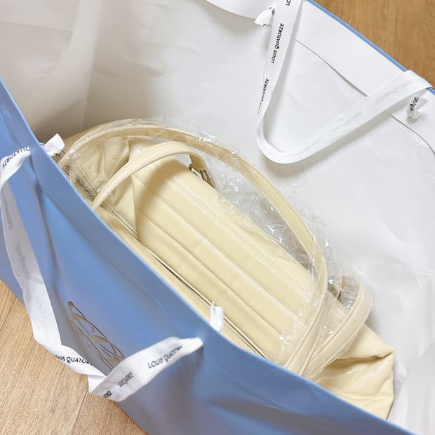 (새상품) 루이까또즈 아비가일 백 (크림 색상)