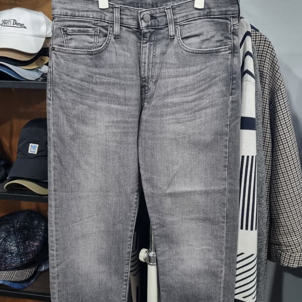 (L E V I S 502) tapered  그레이진 허리반품42(32)