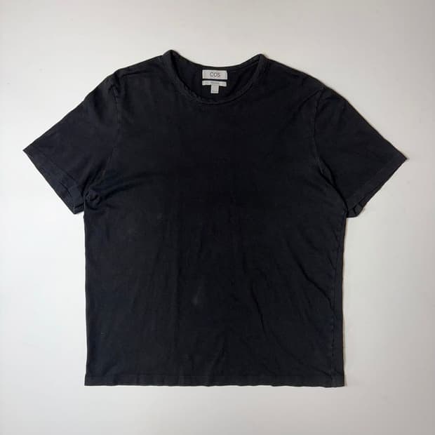 코스 COS 베이직 반팔 티셔츠 PN9215
