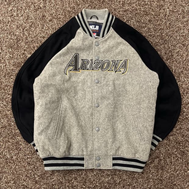 100 MLB 아리조나 바시티 자켓