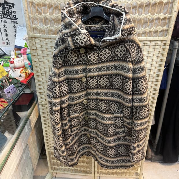 100 정품 준야와타나베 컬렉션 울 후드코트 팝니다