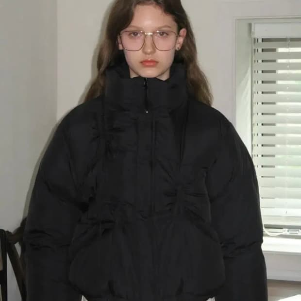 시눈 리본 패딩 덕다운 리본 디테일 푸퍼 숏패딩