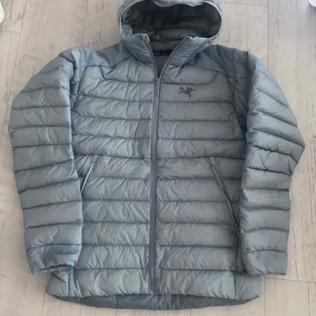 아크테릭스 세륨 후디 루센트 M