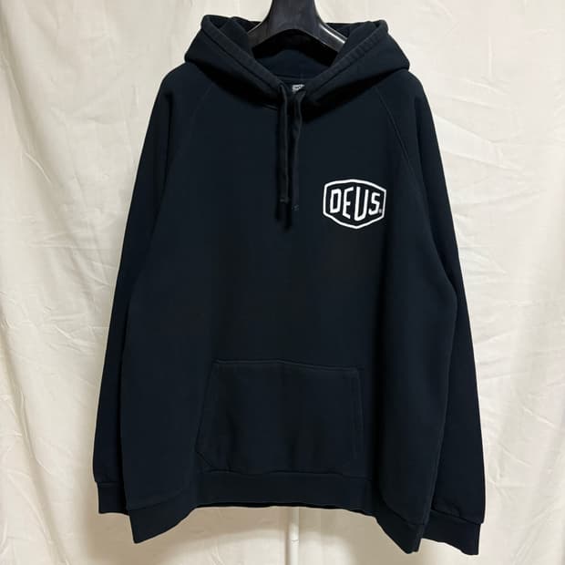 데우스 엑스 마키나 도쿄 후드티 / 블랙, 2XL