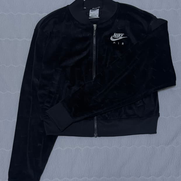 나이키 벨벳 크롭 집업