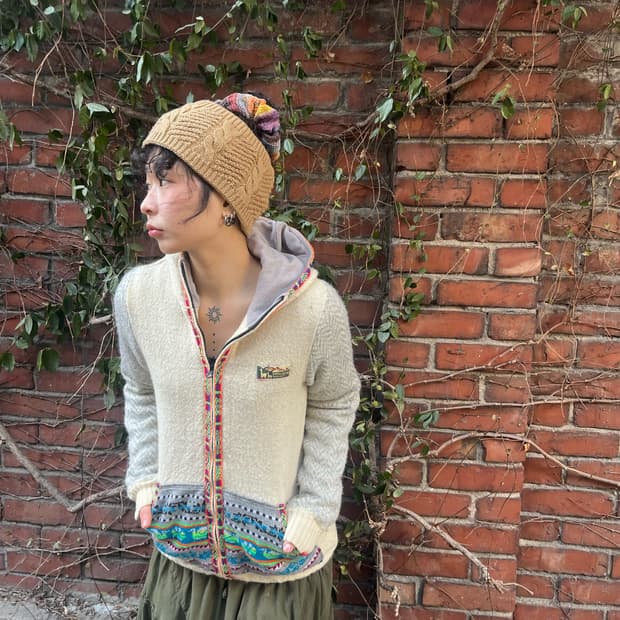 티티카카 울 플리스 후드집업