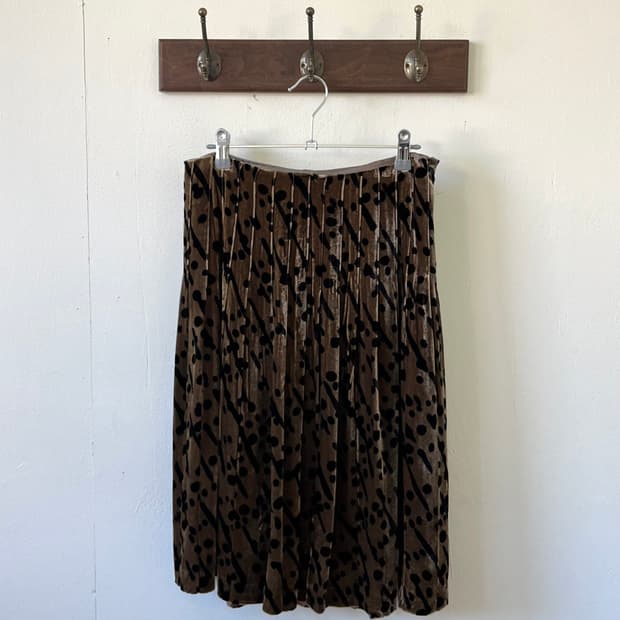 et vous 도트 벨벳 스커트