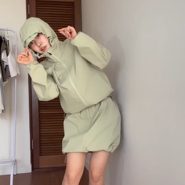 earthjigu 어스지구 바람막이 벌룬스커트 set