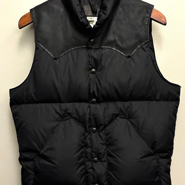 (38/95)록키마운틴 페더베드 다운 베스트 조끼 트리플블랙