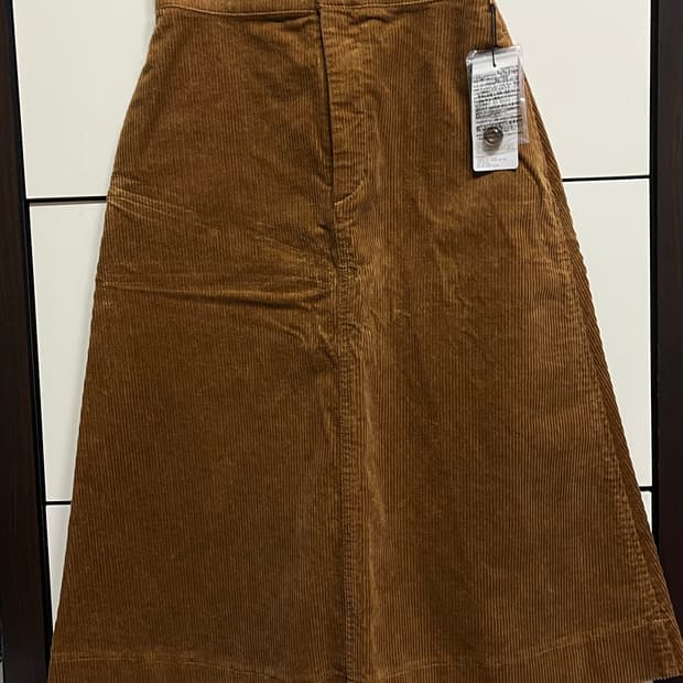 유니클로 코듀로이 A라인 스커트(새상품)