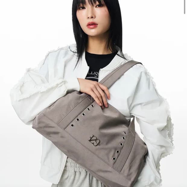 일리고 유틸리티 더플백 그레이