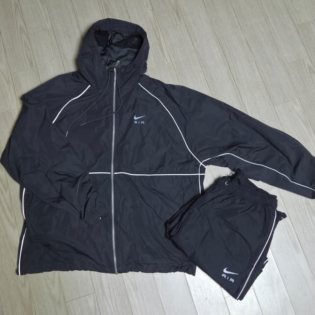 나이키 셋업  판매합니다.