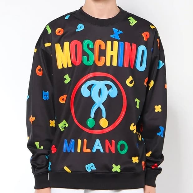 정품 모스키노 멀티로고 맨투맨 44사이즈(오버핏)