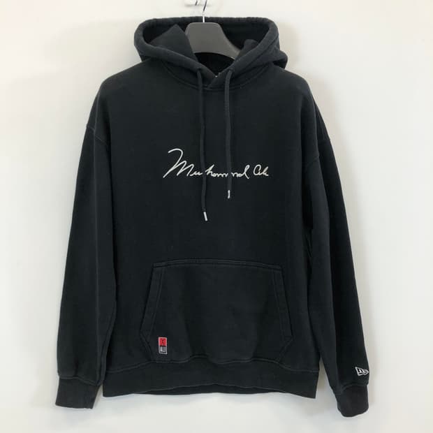 뉴에라 무하마드 알리 백로고후드 95