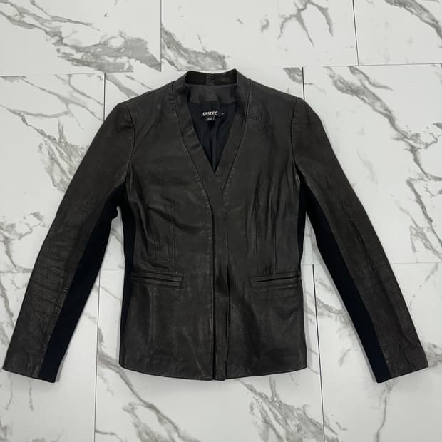 DKNY 레더 지퍼 카라리스 자켓