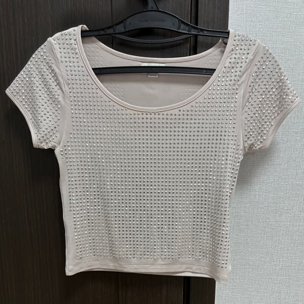 본네 핫픽스 크롭탑 1사이즈