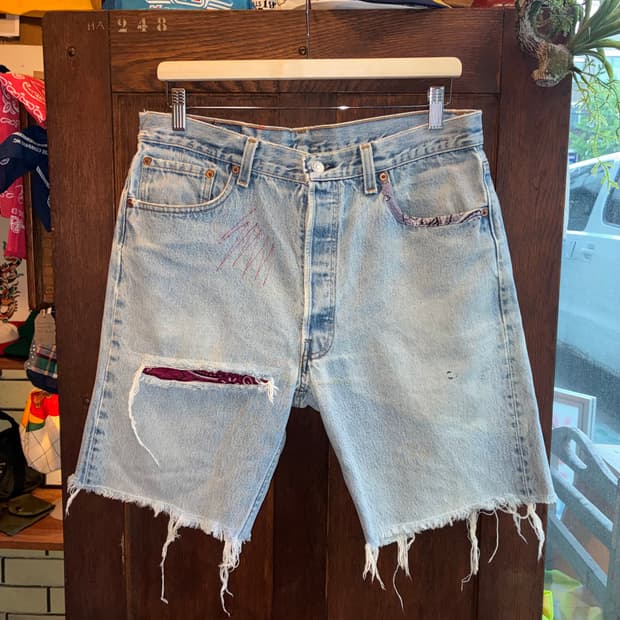 90’s Levi’s 501 Cut-Off Custom Shorts