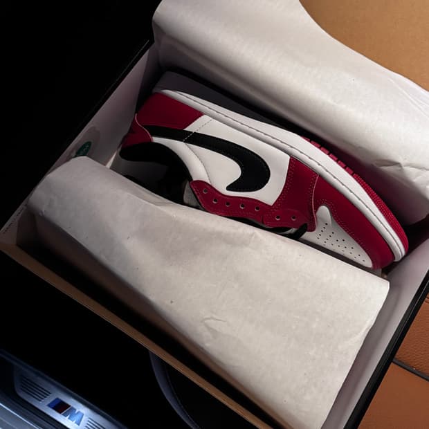 나이키 조던 1 레트로 로우 OG 시카고 275 