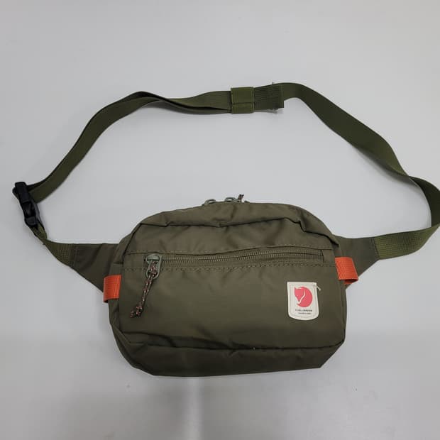 피엘라벤 하이 코스트 힙팩 F23223 / 17x21x6cm 카키
