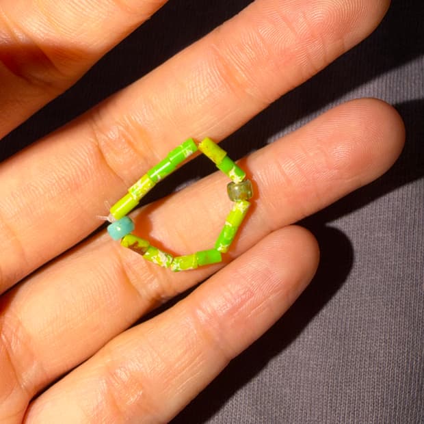 Beads ring (8)