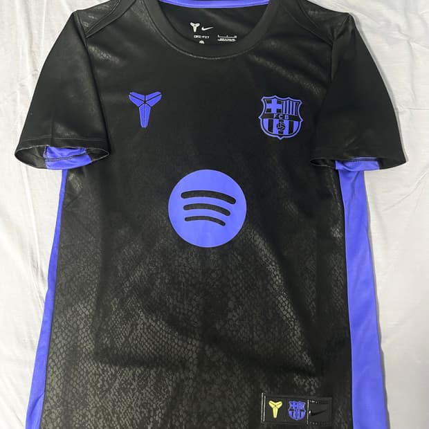 25/26 바르셀로나 어웨이 조던 트레이닝 유니폼