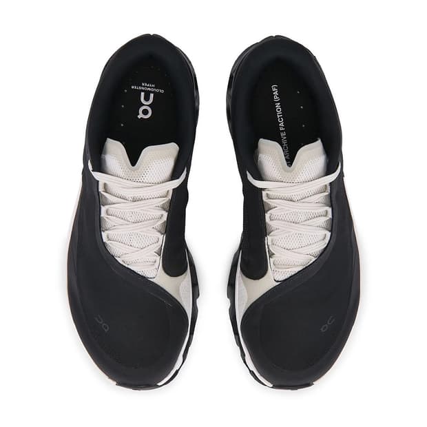 온러닝 파프 클라우드 몬스터 하이퍼 W270 판매합니다.