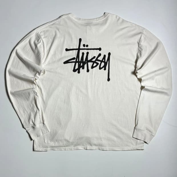 스투시 STUSSY 베이직 피그먼트 다이드 화이트 롱 슬리브 R2524