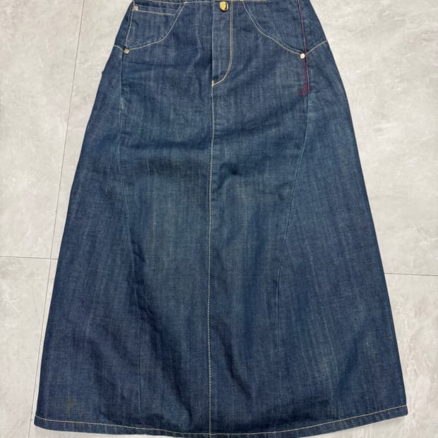 리바이스 엔지니어드