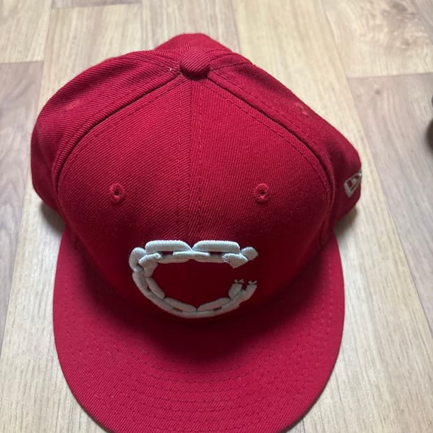 Crooks & castles x newera
