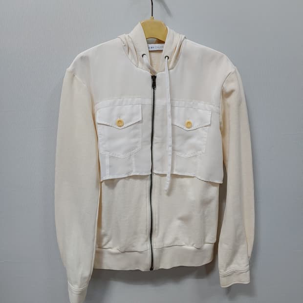 씨바이 끌로에 아이보리 후드 집업 자켓 55