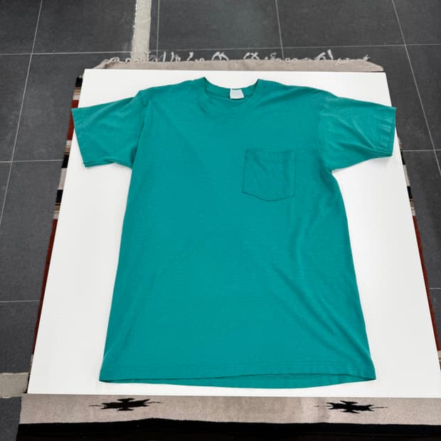90‘s Emerald Green Blank Pocket T-shirts