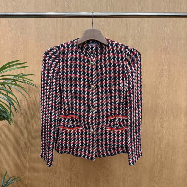 타미힐피거 트위드 체크 패턴 자켓 금장 버튼 디테일 레드 네이비