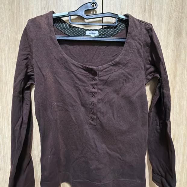 모리걸 브라운 롱슬리브