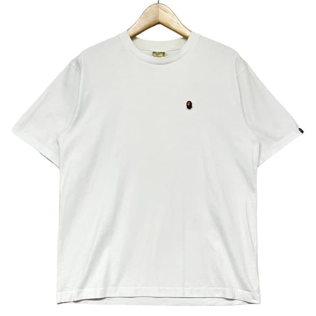 베이프 원포인트 스몰로고 반팔 티셔츠 화이트