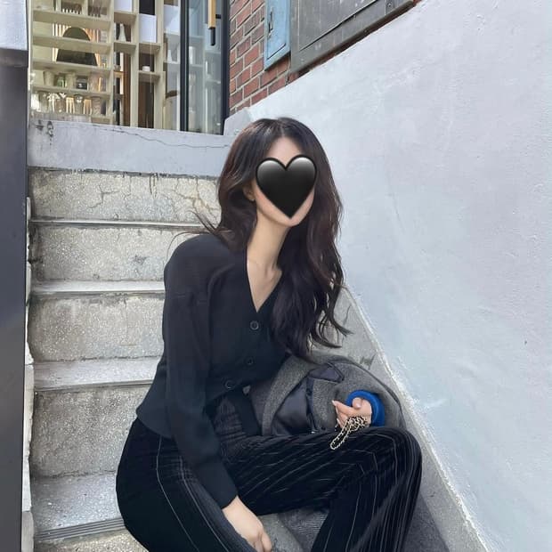 새상품 ) 임블리 글래머라인 블랙가디건