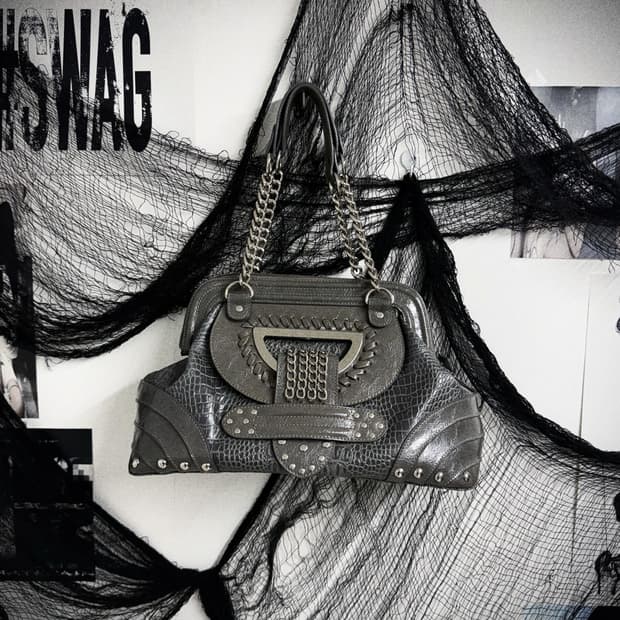 00s stud detailed bag