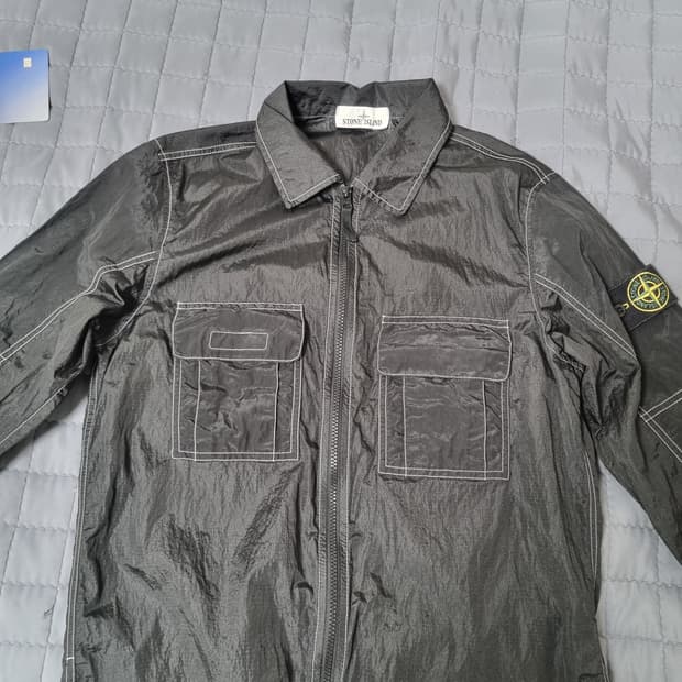 (백화점판) 스톤아일랜드 나일론 메탈 오버셔츠 s