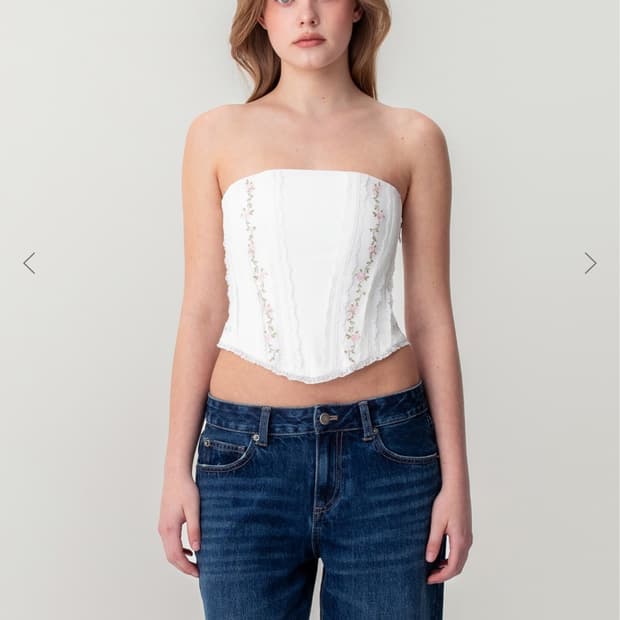 글로니 레이스 코르셋탑 LACE ROSE CORSET TOP