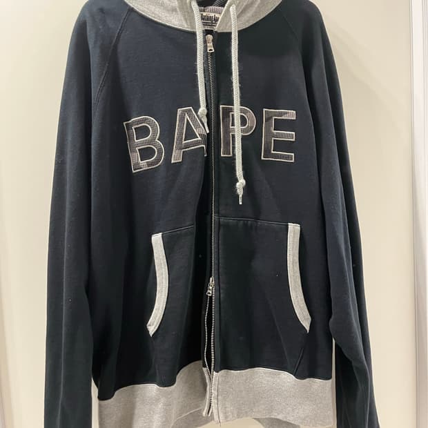 베이프 후드집업